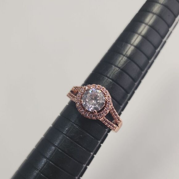 Elegant Rose Gold Tone Halo Ring Size 8 - Picture 1 of 3